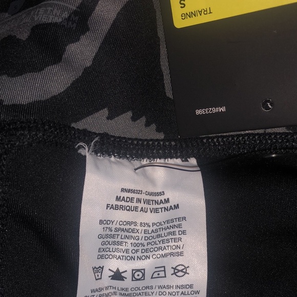 Nike One Older Girls' Mid-Rise Printed Leggings - Picture 4 of 7